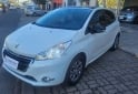 Autos - Peugeot 208 ALLURE 1.6 touchscree 2014 Nafta 170000Km - En Venta