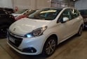 Autos - Peugeot 208 2017 Nafta 108000Km - En Venta