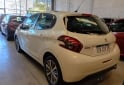 Autos - Peugeot 208 2017 Nafta 108000Km - En Venta