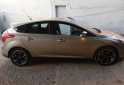 Autos - Ford focus titanium 2014 Nafta 153000Km - En Venta