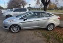 Autos - Ford Fiesta Titanium 2014 Nafta 130000Km - En Venta