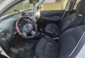 Autos - Nissan March 2015 Nafta 112000Km - En Venta