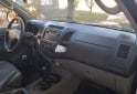 Camionetas - Toyota Hilux DX 2.5 TD 4x4 2005 Diesel 290000Km - En Venta