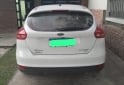 Autos - Ford Focus titanium 2017 Nafta 100000Km - En Venta