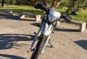 Motos - Motomel Skua silver 2023 Nafta 9500Km - En Venta
