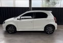 Autos - Toyota Etios XLS 2018 Nafta 80000Km - En Venta