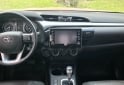 Camionetas - Toyota Hilux SR 2023 Diesel 65000Km - En Venta