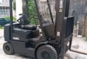 Camiones y Grúas - Autoelevador clark - En Venta