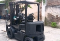 Camiones y Grúas - Autoelevador clark - En Venta