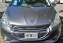 Autos - Peugeot 208 2014 Nafta 140000Km - En Venta