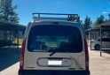 Utilitarios - Renault Kangoo Authentic 1.6 DA 2011 Nafta 136000Km - En Venta