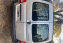Utilitarios - Peugeot Partner hdi 2012 Diesel 260000Km - En Venta