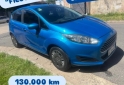Autos - Ford Fiesta kinetic impecable 2016 GNC 129000Km - En Venta