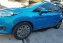 Autos - Ford Fiesta kinetic impecable 2016 GNC 129000Km - En Venta