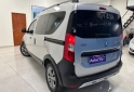 Utilitarios - Renault KANGOO STEPWAY 2023 GNC 86000Km - En Venta