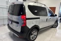 Utilitarios - Renault KANGOO STEPWAY 2023 GNC 86000Km - En Venta