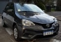Autos - Nissan MARCH 2021 Nafta 80000Km - En Venta