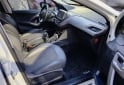 Autos - Peugeot 208 2017 Nafta 87000Km - En Venta