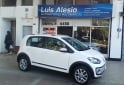 Autos - Volkswagen Up Cross 2017 Nafta 120000Km - En Venta