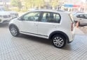 Autos - Volkswagen Up Cross 2017 Nafta 120000Km - En Venta