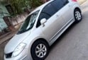 Autos - Nissan Tiida tekna impecable 2010 Nafta 166000Km - En Venta