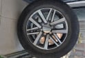 Accesorios para Autos - Rueda Completa Toyota SW4 original (Llanta + Cubierta) - Rodado 18 - En Venta