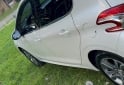 Autos - Peugeot 208 feline pack cuir 2015 Nafta 79000Km - En Venta