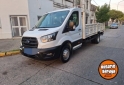 Camiones y Grúas - Camion ford transit chasis con carrocería 2021 impecable full - En Venta