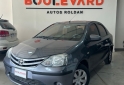 Autos - Toyota Etios XS 2016 Nafta 106000Km - En Venta