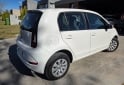 Autos - Volkswagen Up move 2017 Nafta 118000Km - En Venta