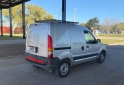 Utilitarios - Renault Kangoo 2015 GNC 135000Km - En Venta