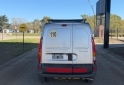 Utilitarios - Renault Kangoo 2015 GNC 135000Km - En Venta