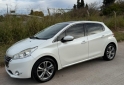 Autos - Peugeot 208 feline 2013 Nafta 139500Km - En Venta