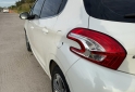 Autos - Peugeot 208 feline 2013 Nafta 139500Km - En Venta