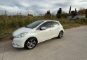 Autos - Peugeot 208 feline 2013 Nafta 139500Km - En Venta