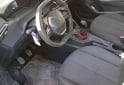 Autos - Peugeot 208 2023 Nafta 21800Km - En Venta