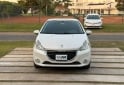 Autos - Peugeot 208 Allure Touchscreen 2015 Nafta 90000Km - En Venta