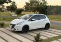 Autos - Peugeot 208 Allure Touchscreen 2015 Nafta 90000Km - En Venta