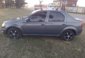 Autos - Renault Logan 2013 GNC 165000Km - En Venta