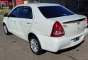 Autos - Toyota Etios xls 4p 2015 Nafta 142000Km - En Venta