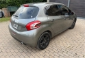 Autos - Peugeot 208 FELINE 2013 Nafta 130000Km - En Venta