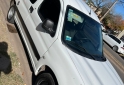 Utilitarios - Peugeot partner 2017 Nafta 290000Km - En Venta
