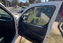 Autos - Peugeot Partner 2017 Nafta 200000Km - En Venta
