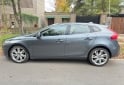 Autos - Volvo V40 T4 Luxury 2013 Nafta 150560Km - En Venta