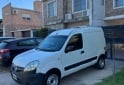 Utilitarios - Renault Kangoo 2015 GNC 160000Km - En Venta