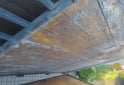 Hogar - Portón de ángulos y madera - En Venta