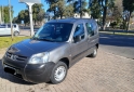 Utilitarios - Peugeot Partner 2018 GNC 180000Km - En Venta