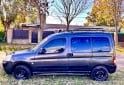 Utilitarios - Peugeot Partner patagonica 1.4 2010 GNC 230000Km - En Venta