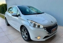 Autos - Peugeot 208 2014 Nafta 100000Km - En Venta