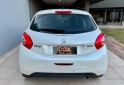 Autos - Peugeot 208 2014 Nafta 100000Km - En Venta